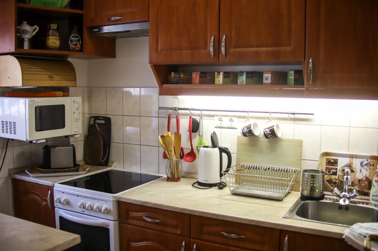 Dia Apartman Мисколк Екстериор снимка