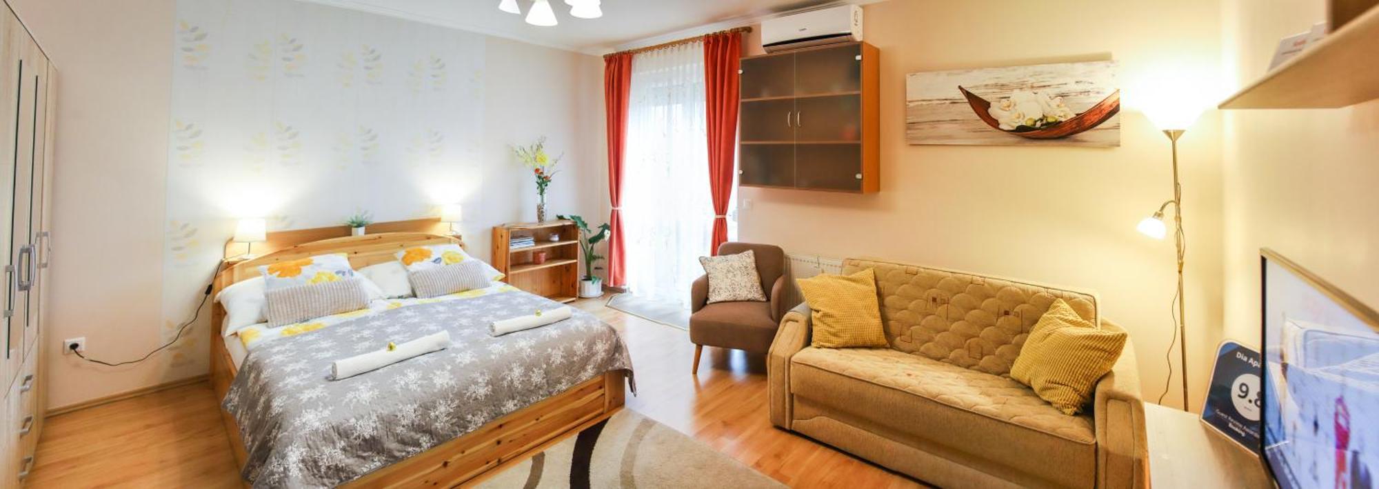 Dia Apartman Мисколк Екстериор снимка